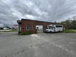 109 Broadway Property Photo 6