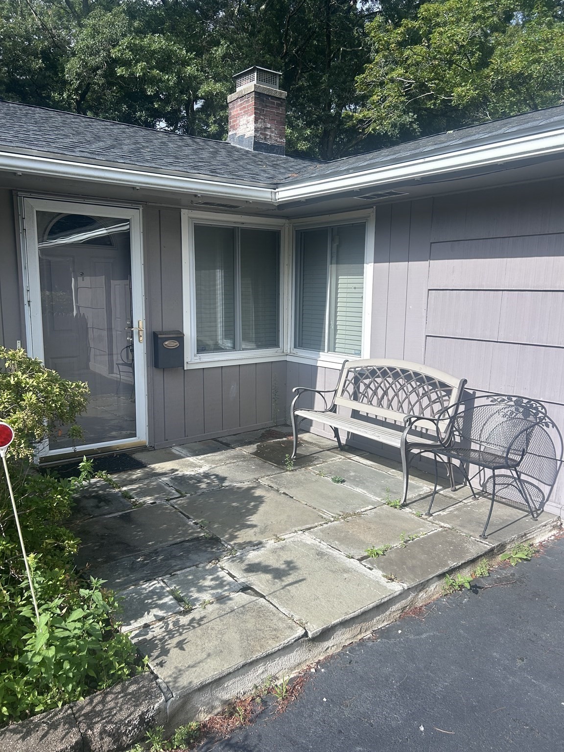 69 Griffin Rd Property Photo 2