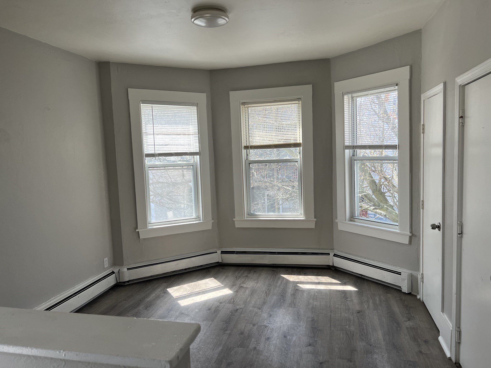 183-185 Chestnut Street Property Photo 8