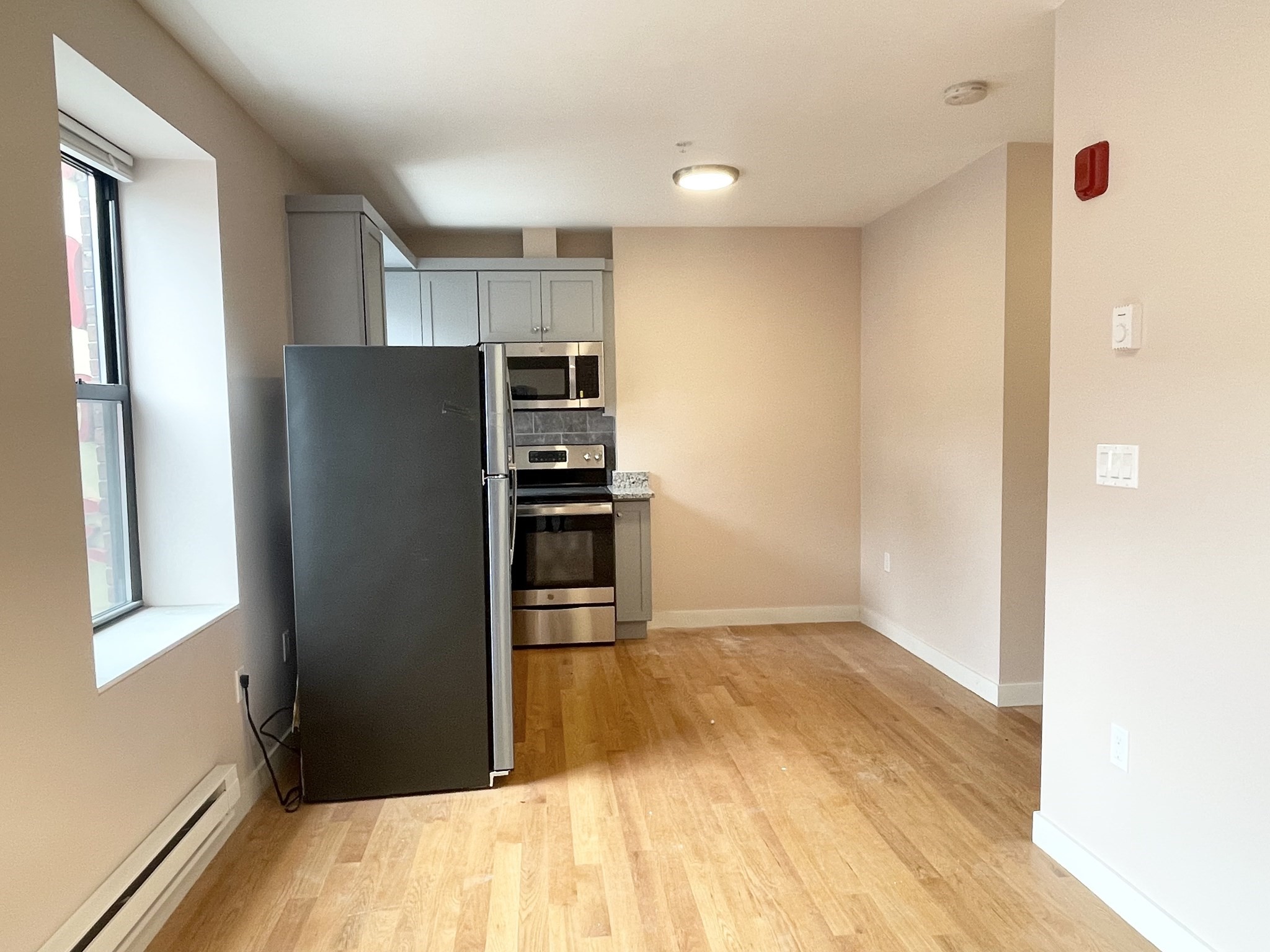 23 Hudson Street # 301 Property Photo 2