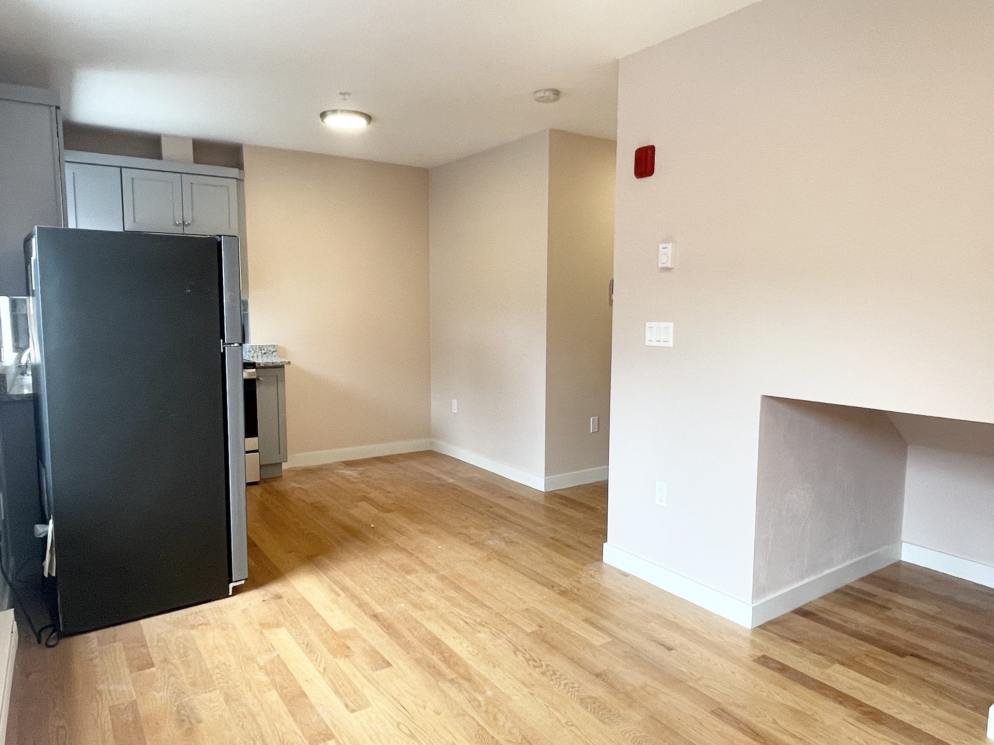 23 Hudson Street # 301 Property Photo 3