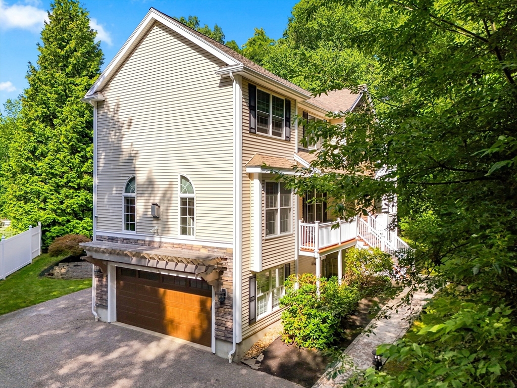 18 Parsonage Hill Rd. Property Photo 1