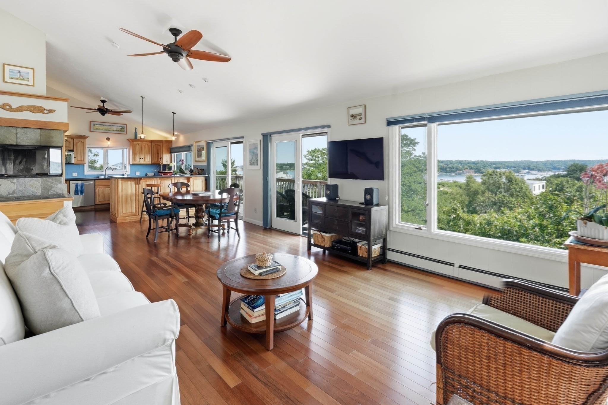 2 Dune Circle Property Photo 3
