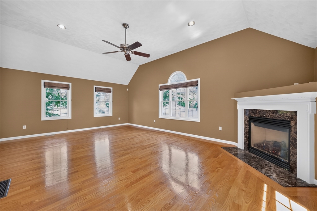 3 Chisholm Way Property Photo 9