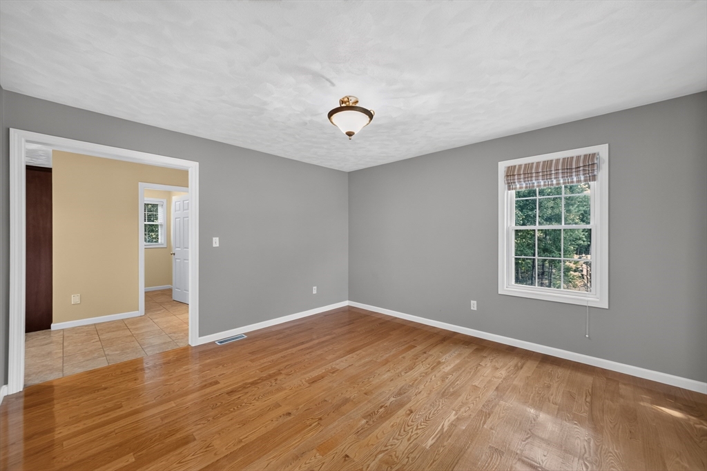 3 Chisholm Way Property Photo 10