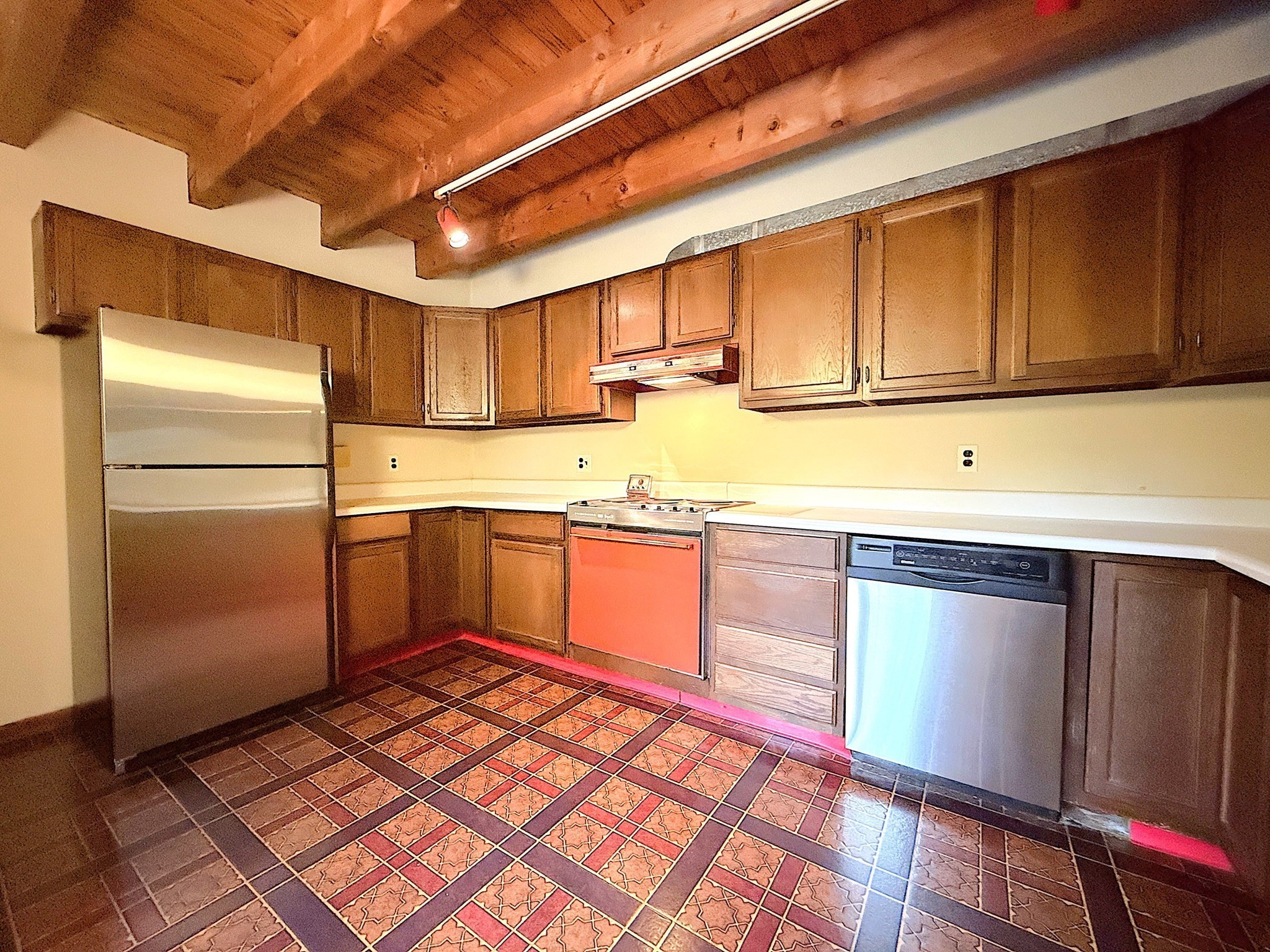 223 Boston Post Rd Property Photo 8