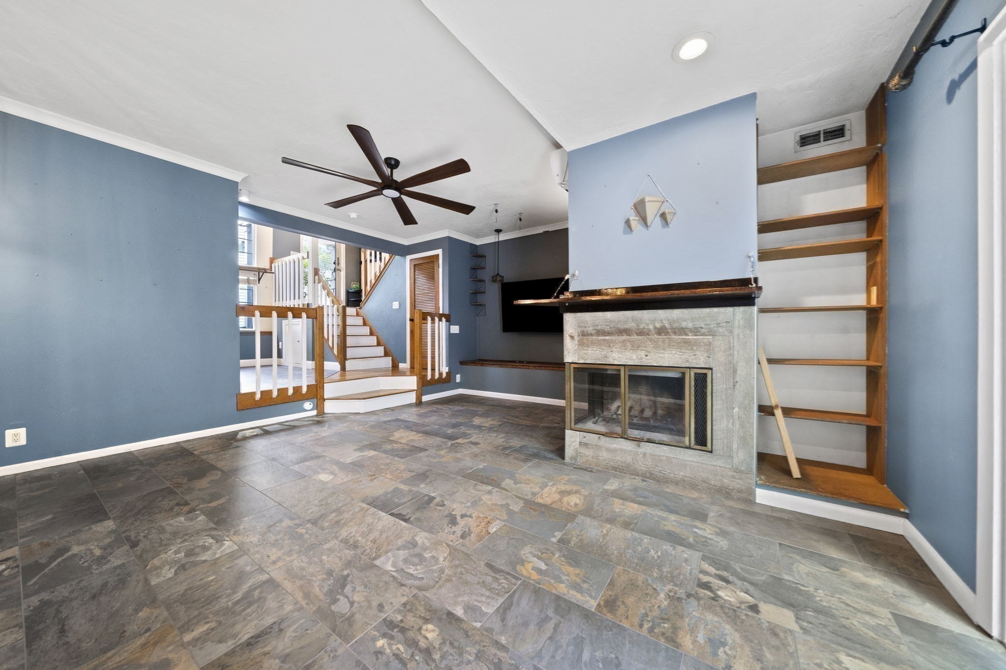 171 Tall Oaks Dr # F Property Photo 13
