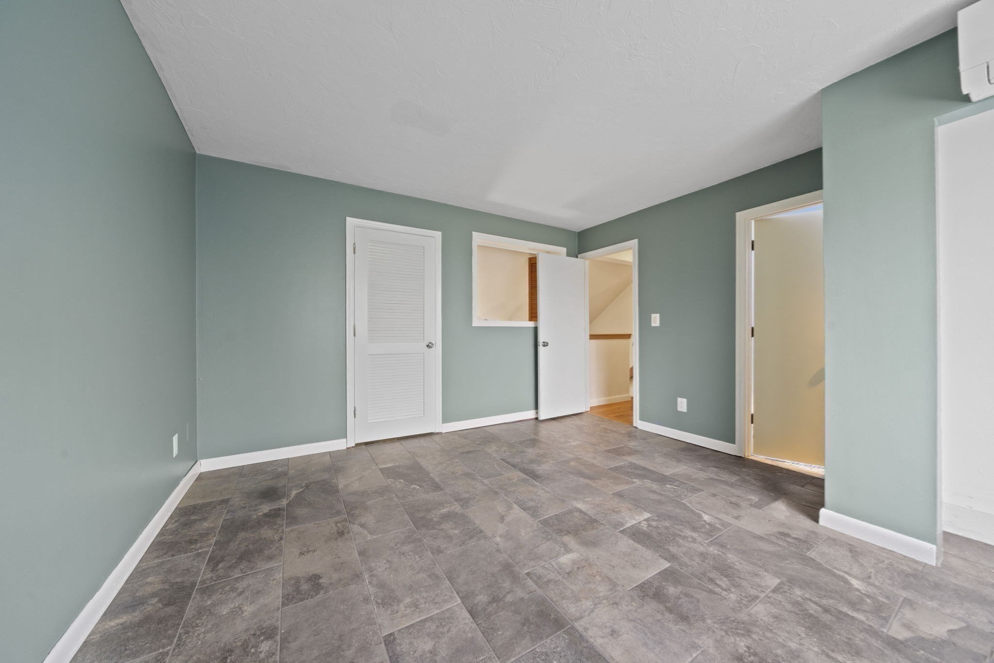 171 Tall Oaks Dr # F Property Photo 23