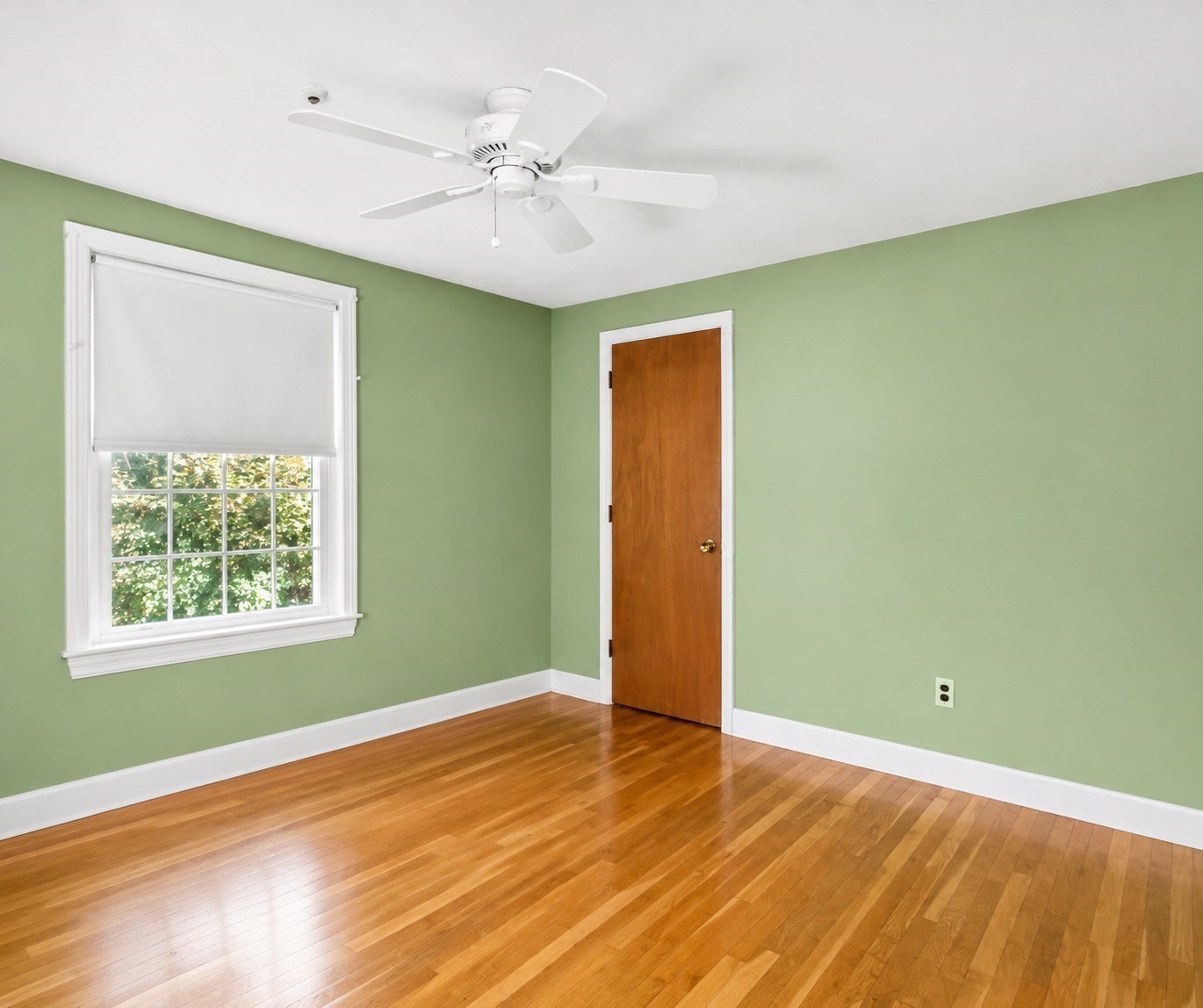 37 Nahanton Ave Property Photo 17