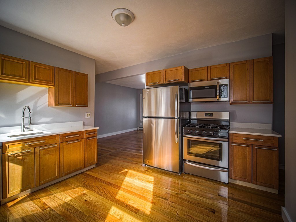 46 Glendale St. # 3 Property Photo 1