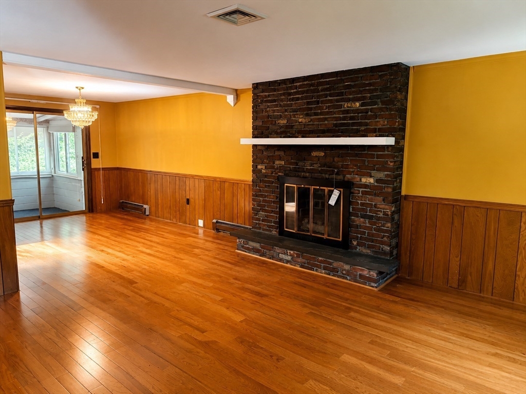7 Fred Street Property Photo 4