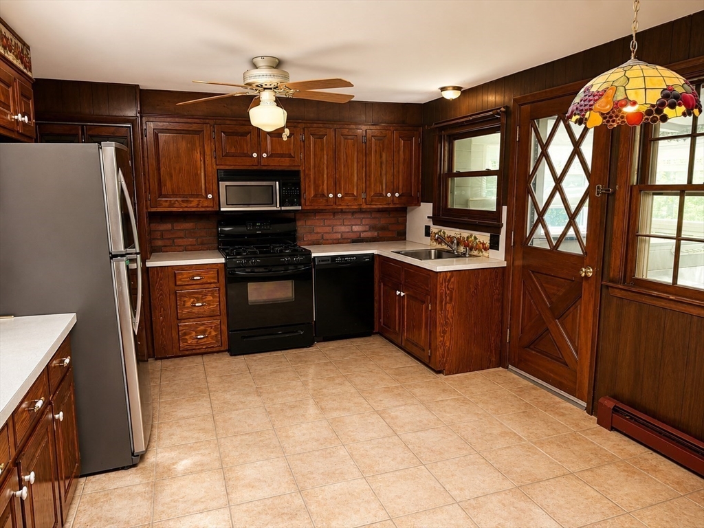 7 Fred Street Property Photo 7