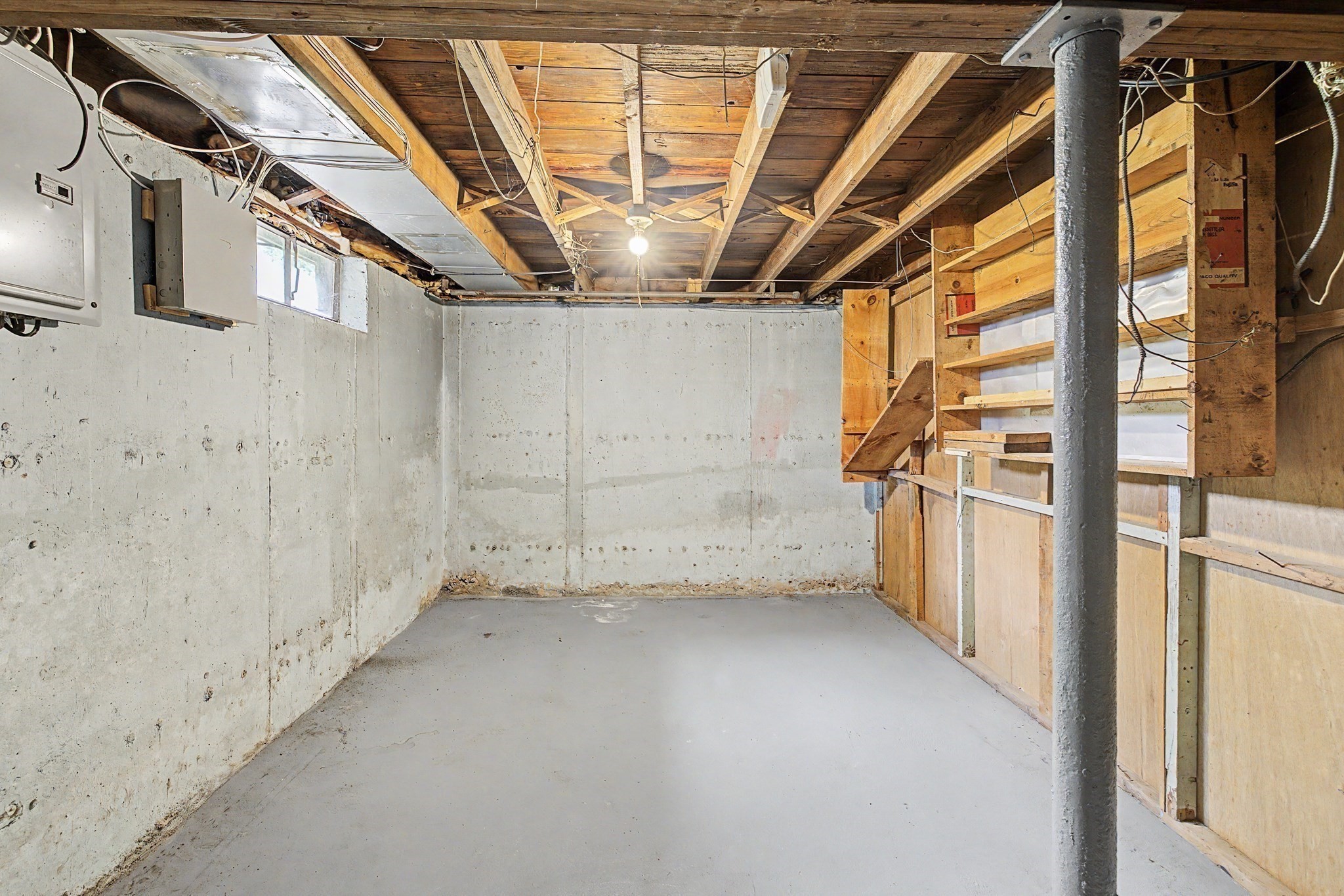9 Moss Rd Property Photo 38