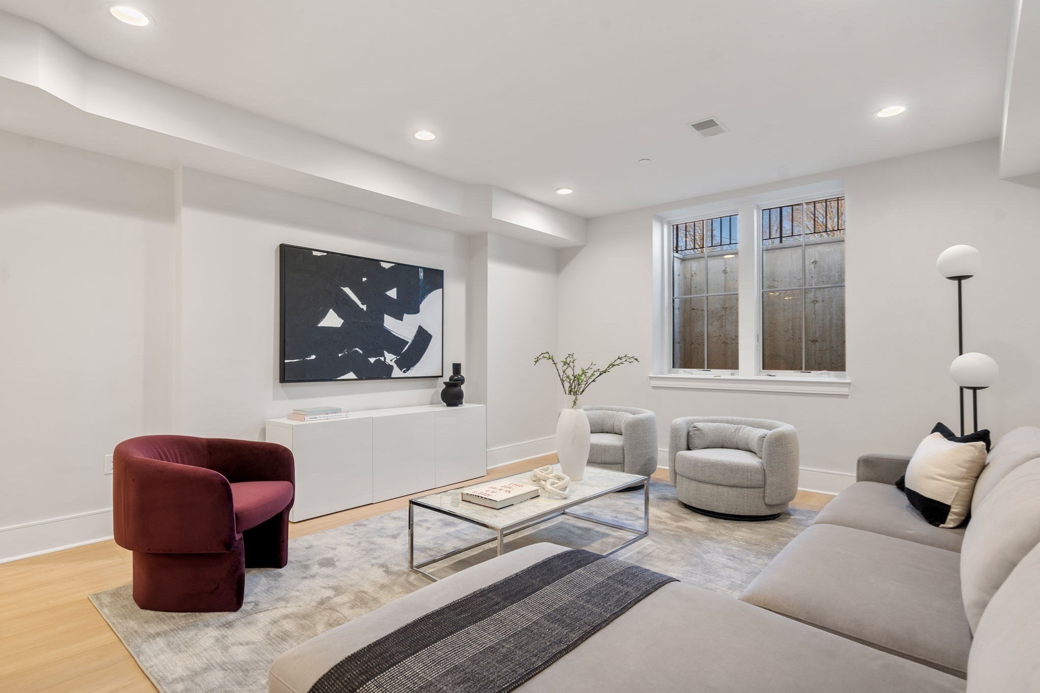 4 Knowles St # 4 Property Photo 15