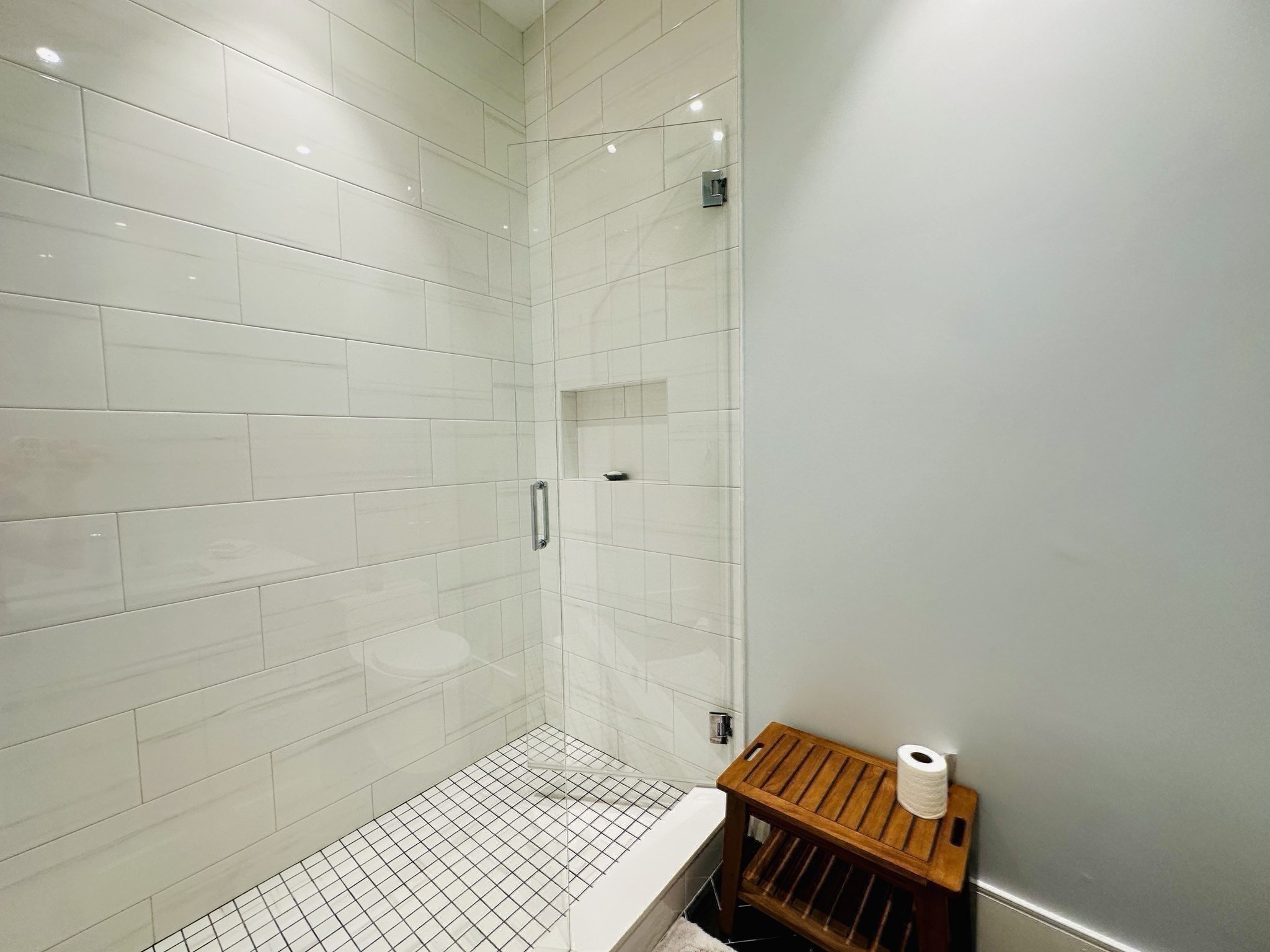 4 Knowles St # 4 Property Photo 17