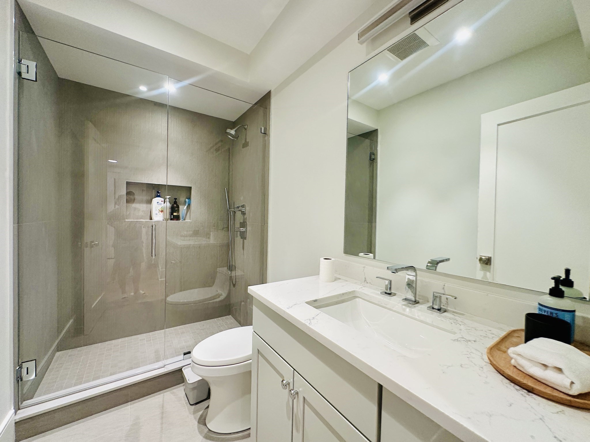 4 Knowles St # 4 Property Photo 18