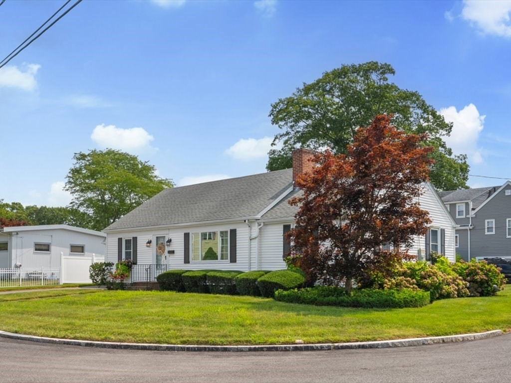 9 Kane St. Property Photo 2