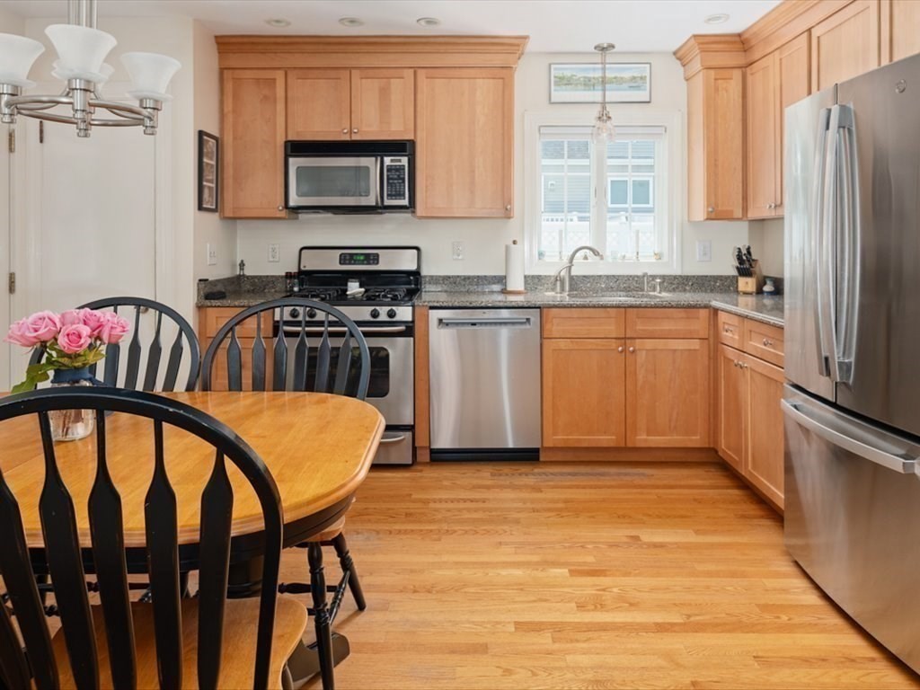 9 Kane St. Property Photo 13