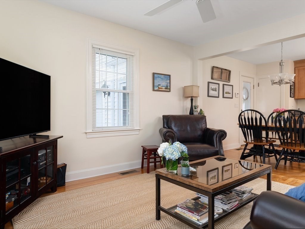 9 Kane St. Property Photo 15