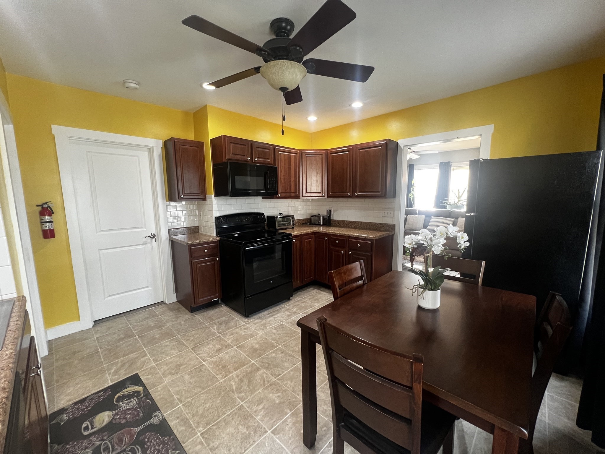 195 Broad Street # 1 Property Photo 6
