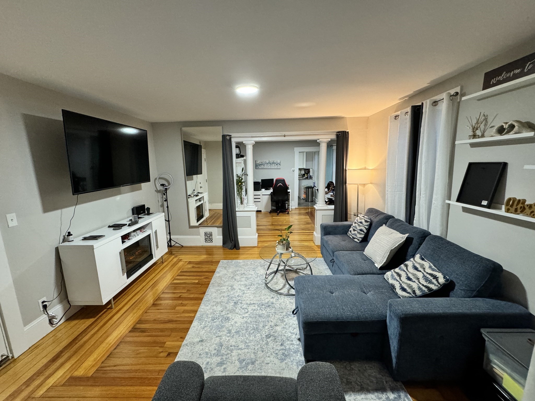 55 Collins St # 1 Property Photo 6