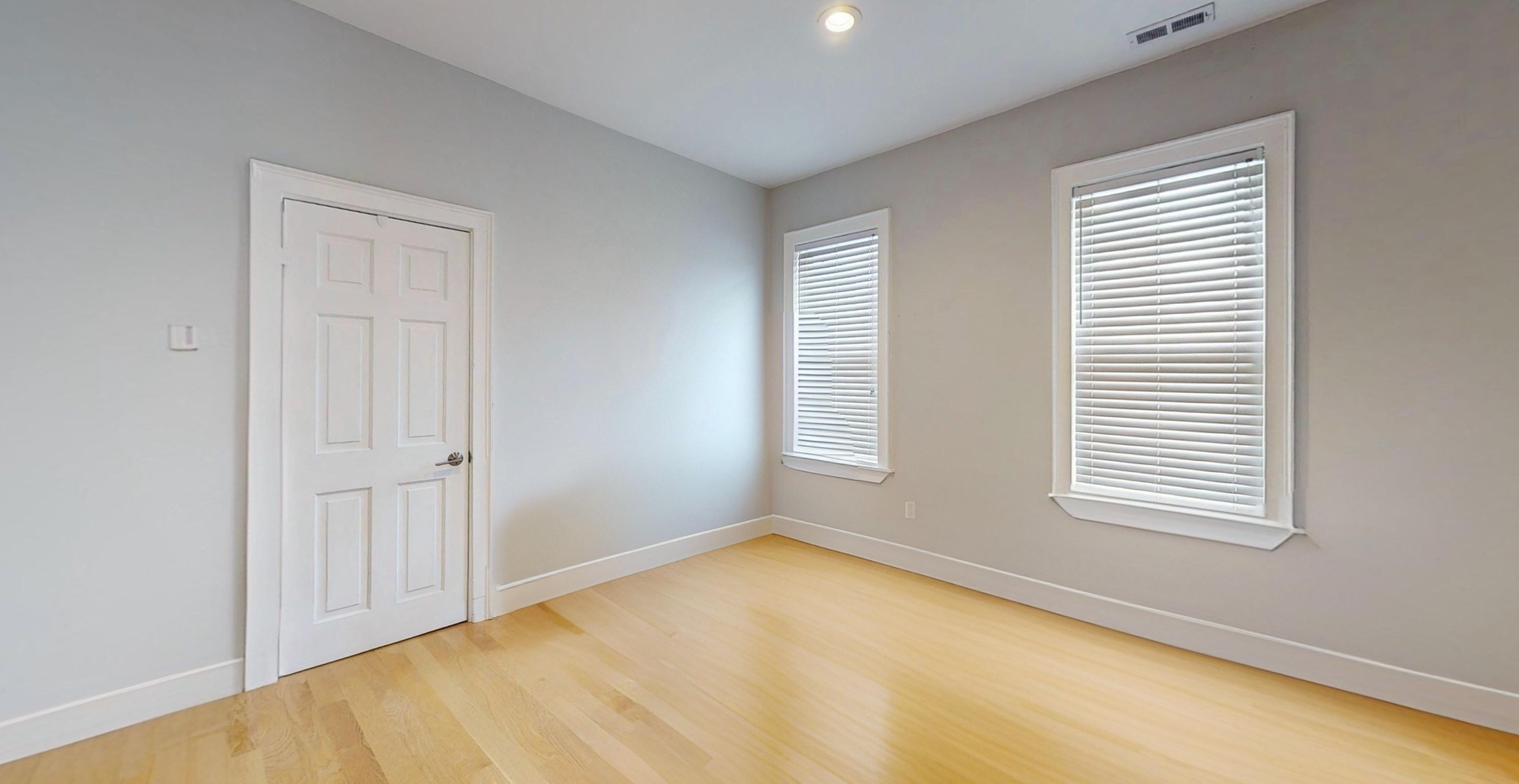 166 Boylston # 3 Property Photo 5