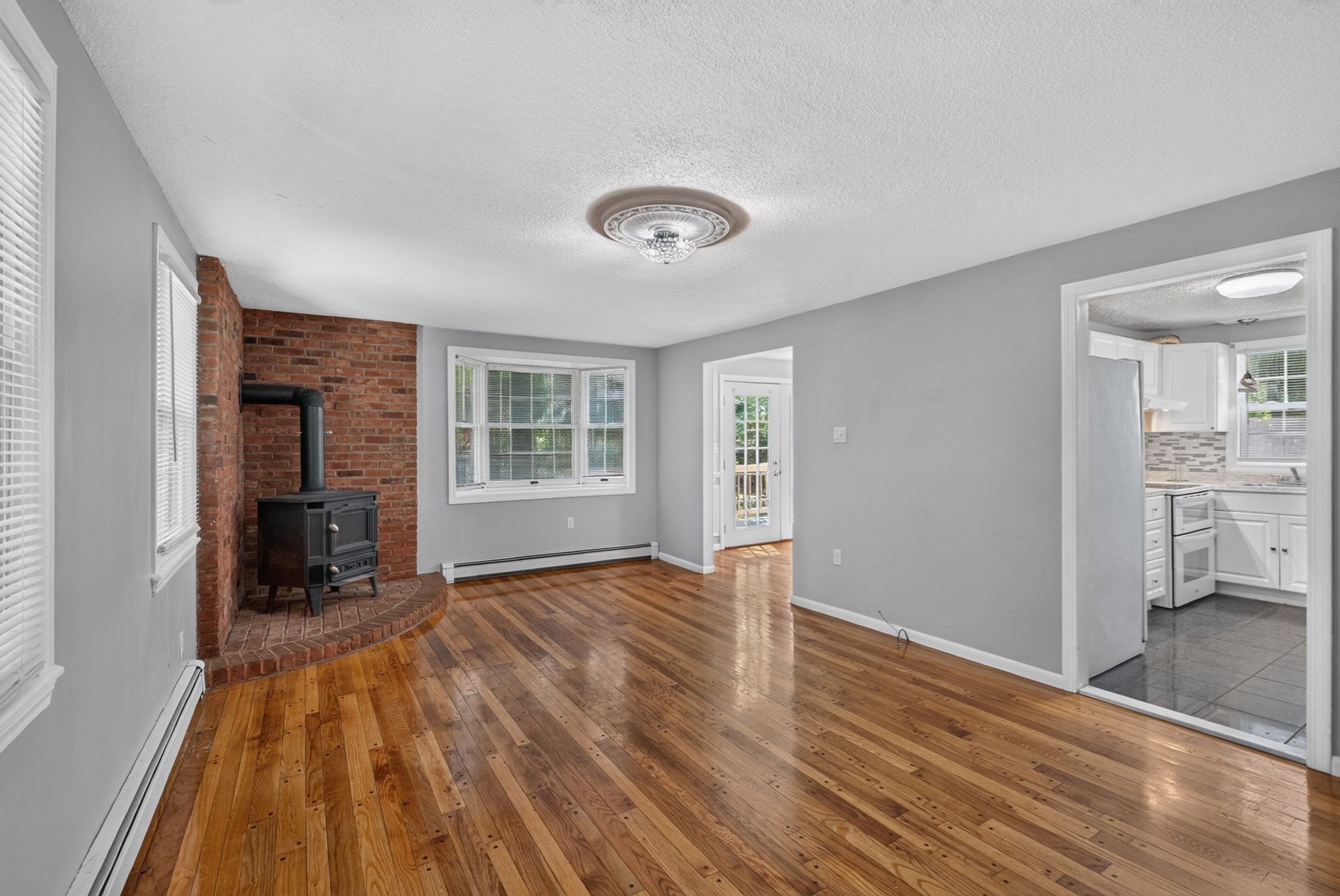 474-476 Franklin Street Property Photo 3