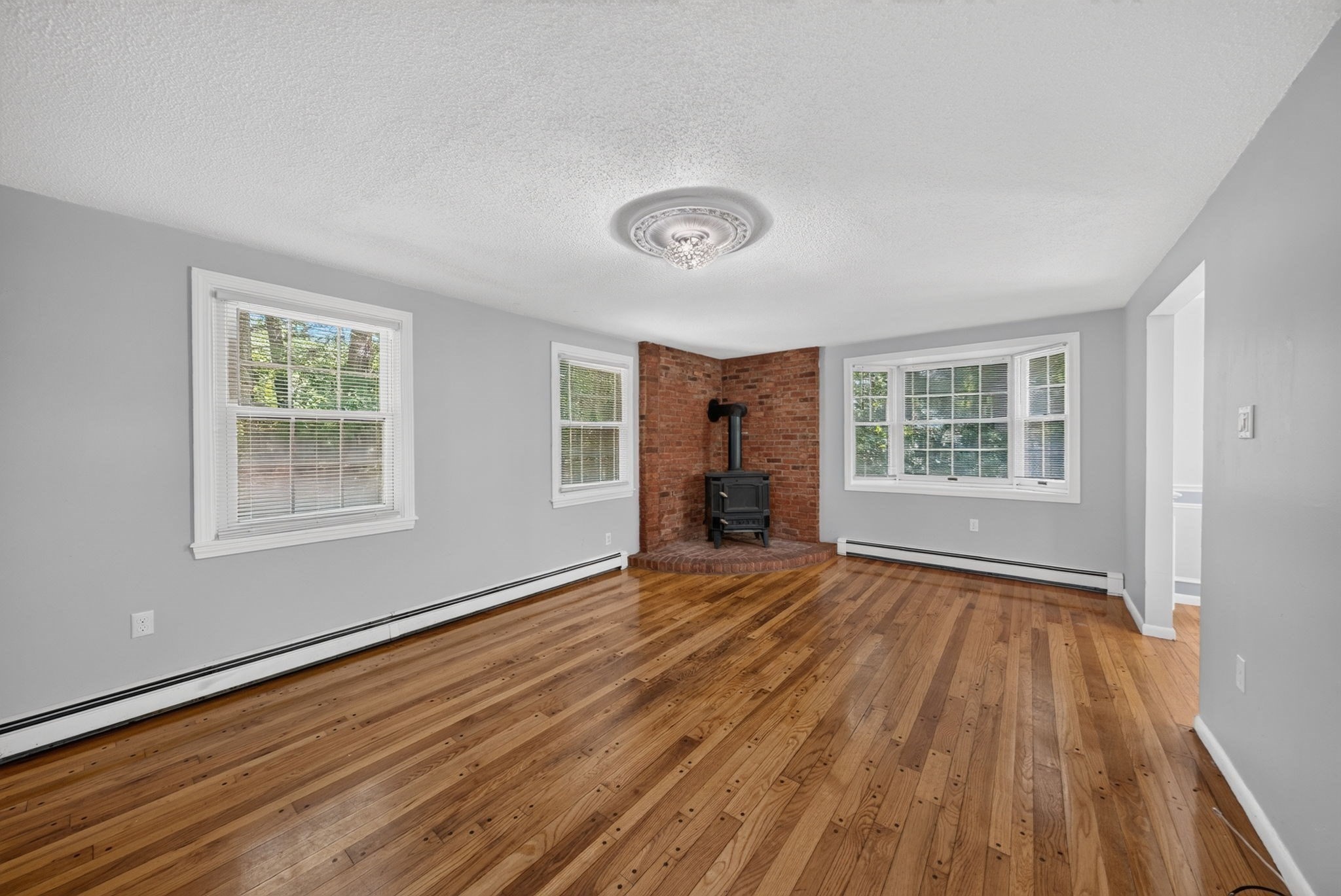 474-476 Franklin Street Property Photo 4