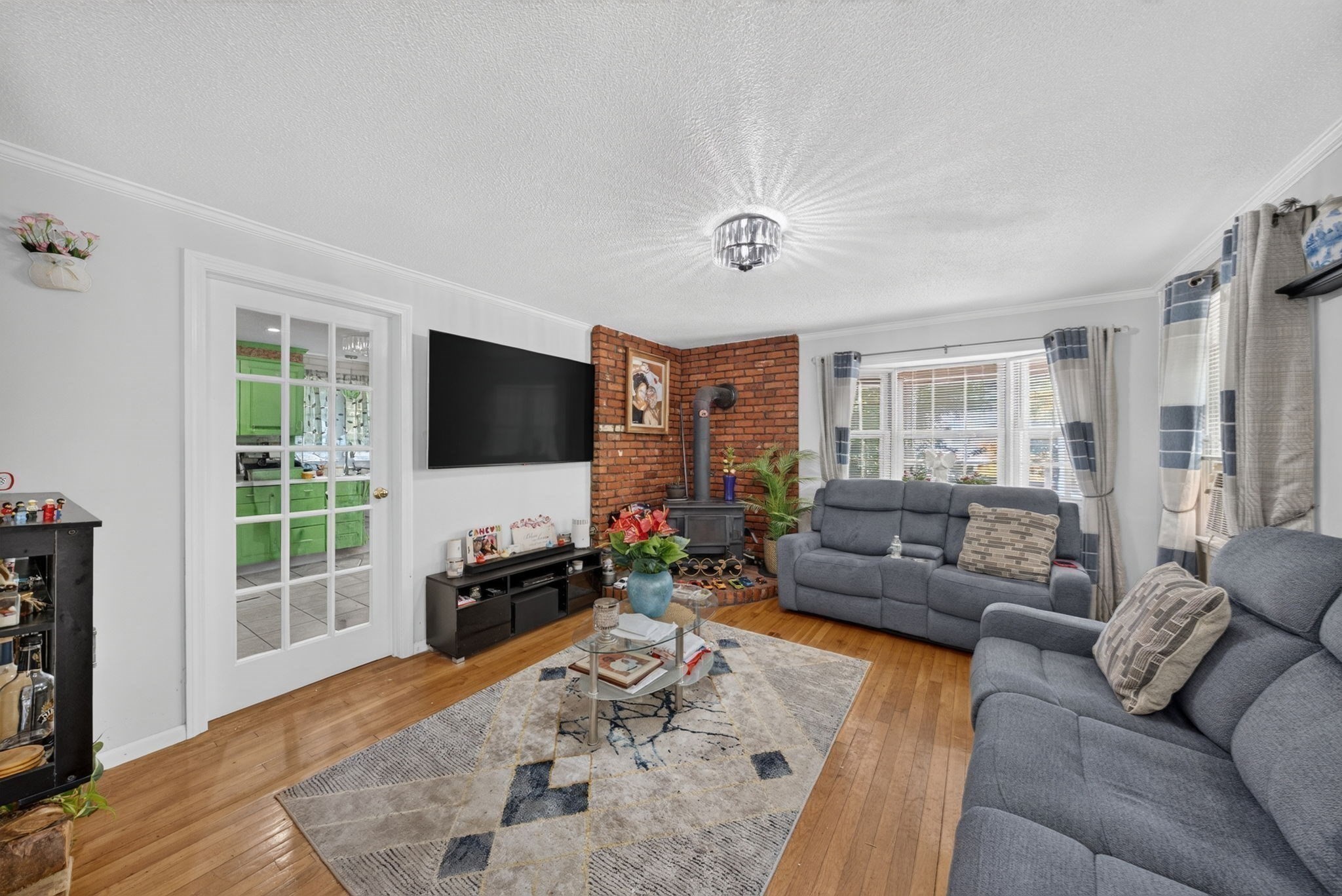 474-476 Franklin Street Property Photo 17