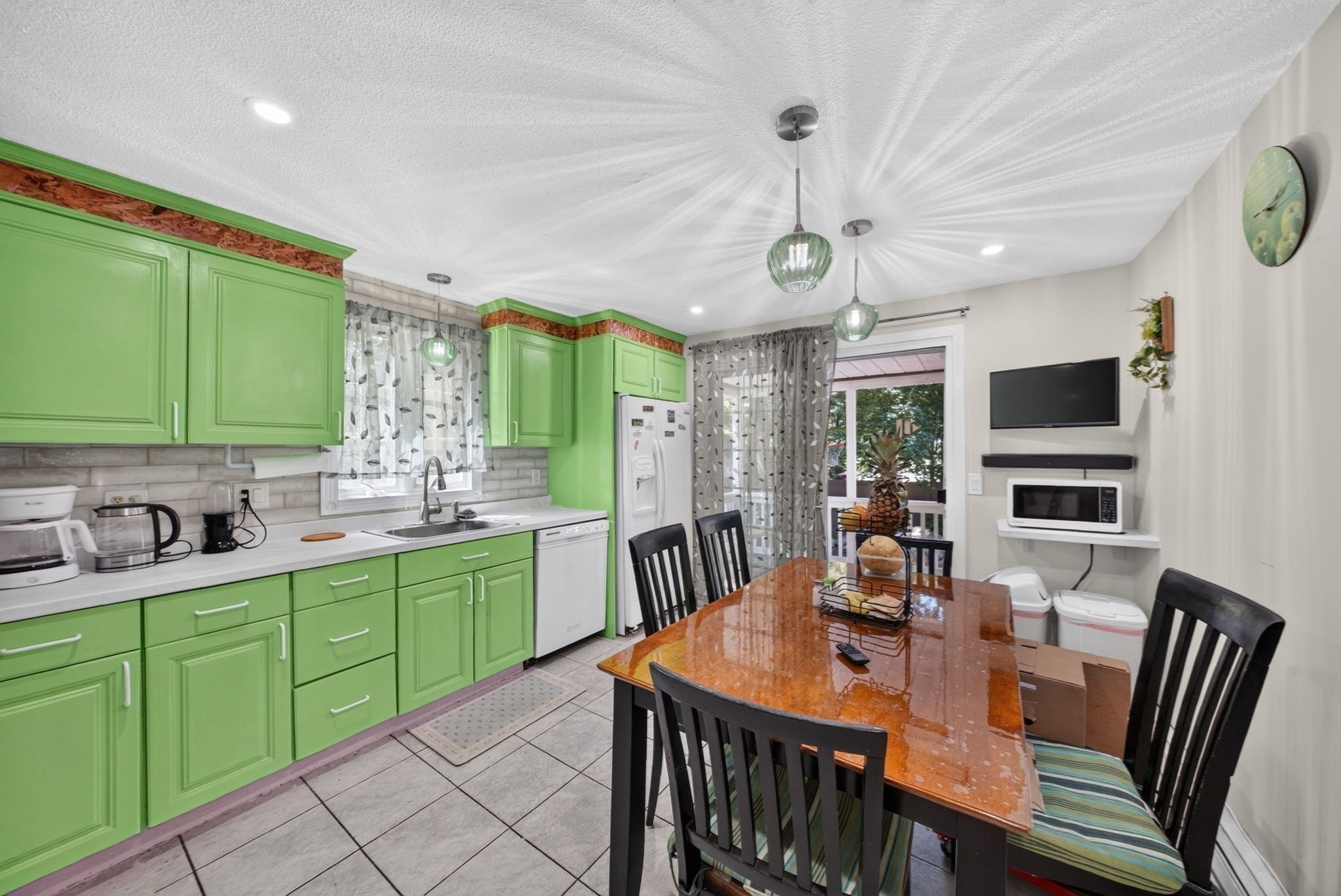 474-476 Franklin Street Property Photo 19
