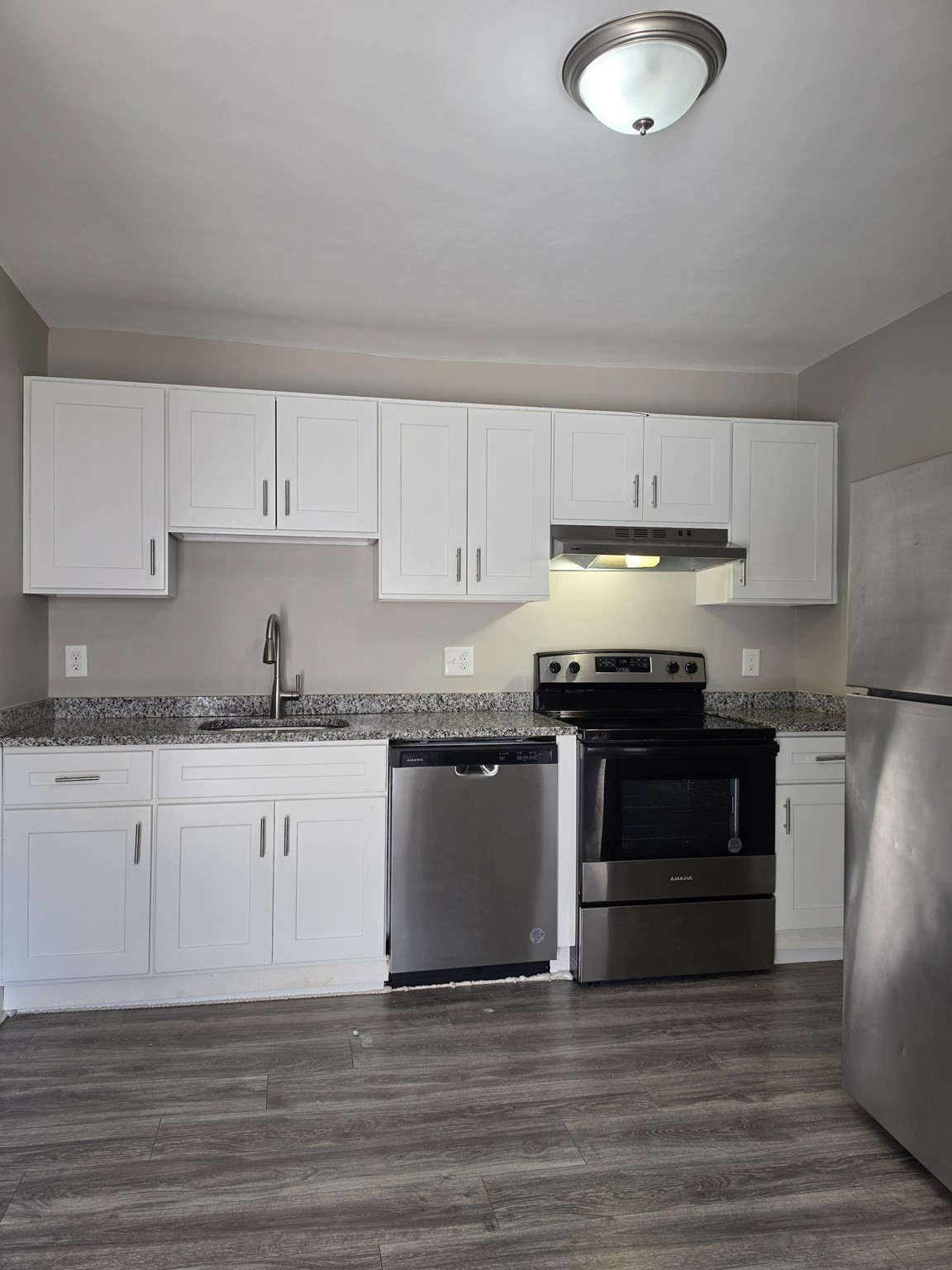 14 Ridgeway # 4 Property Photo 3