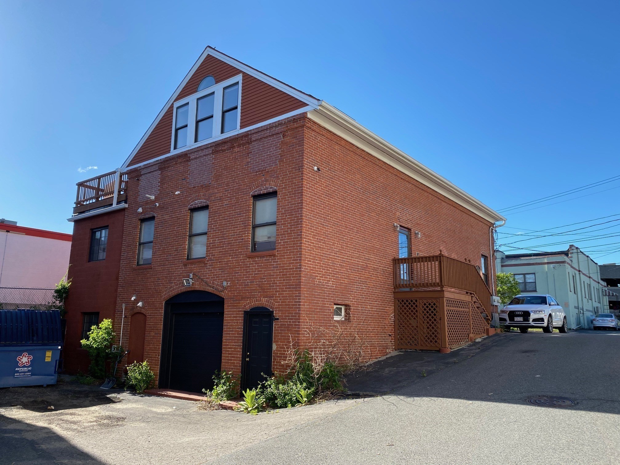 56 Park St Property Photo 1
