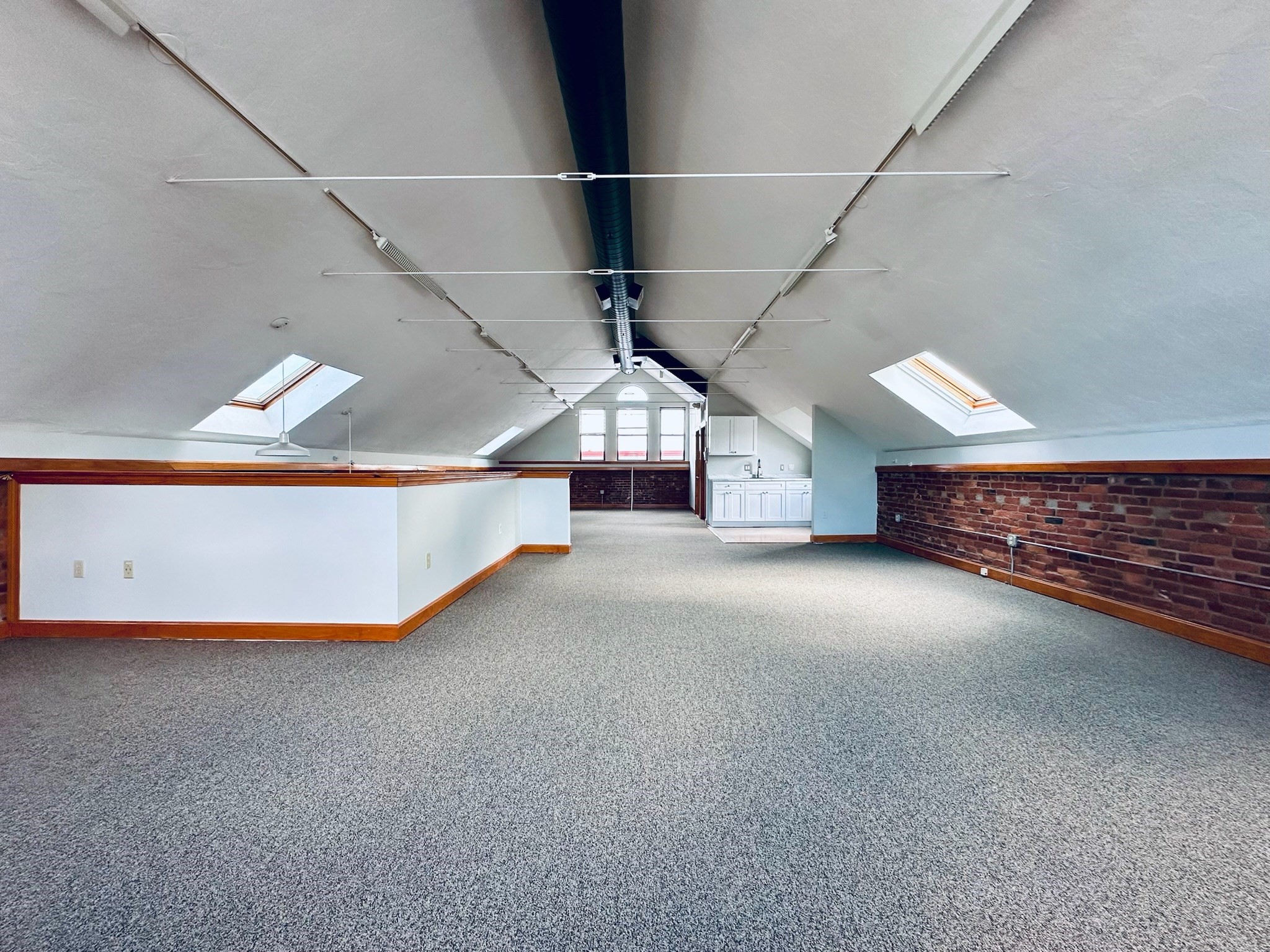 56 Park St Property Photo 7