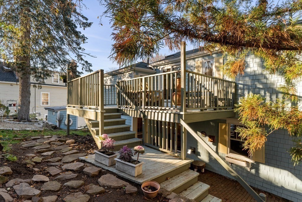12 Bassett Street Property Photo 29