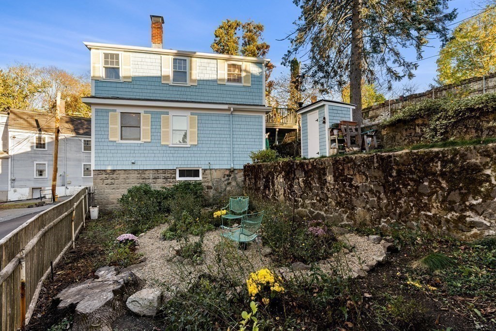 12 Bassett Street Property Photo 31