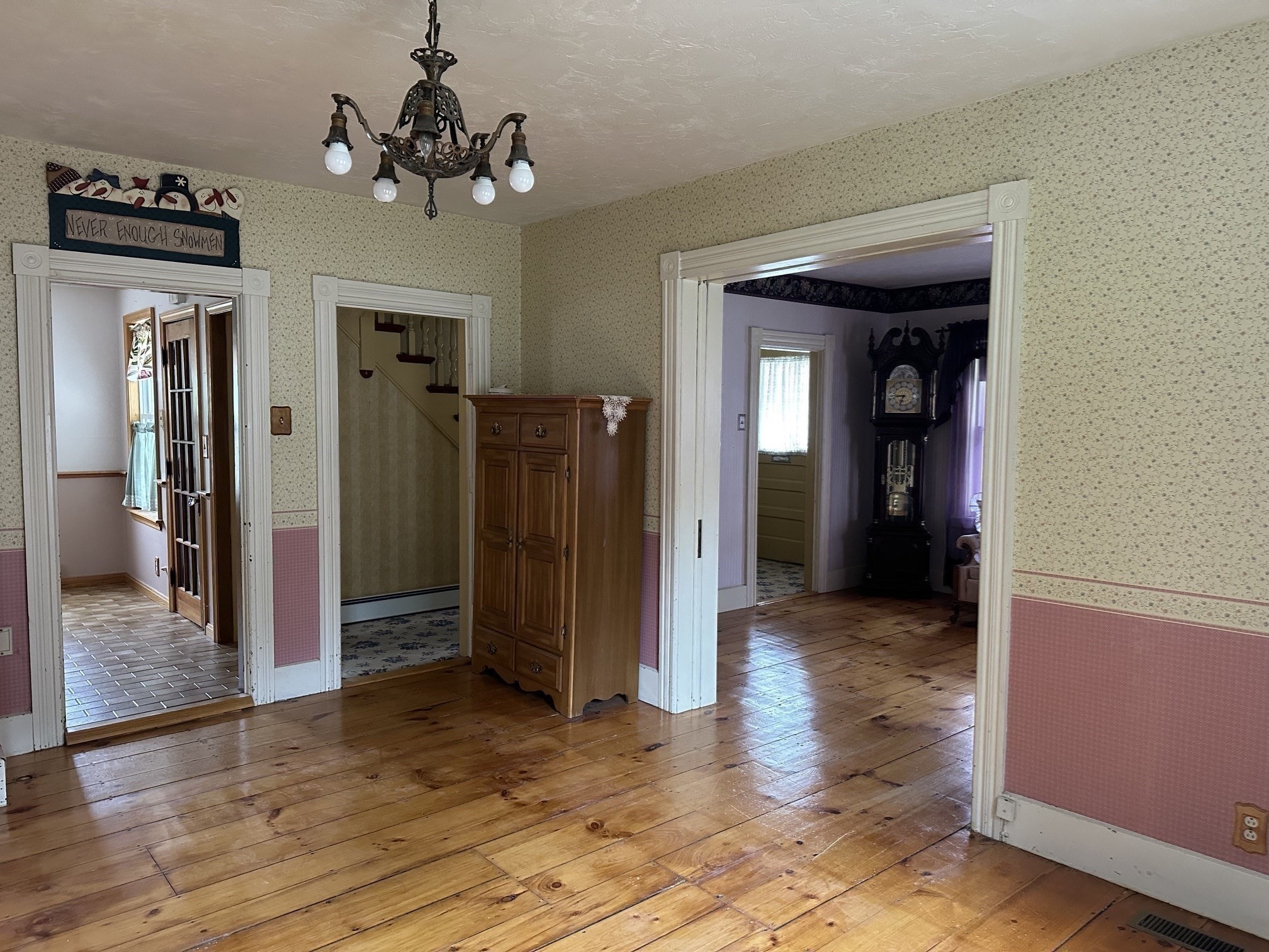 90 Locust Ave Property Photo 16