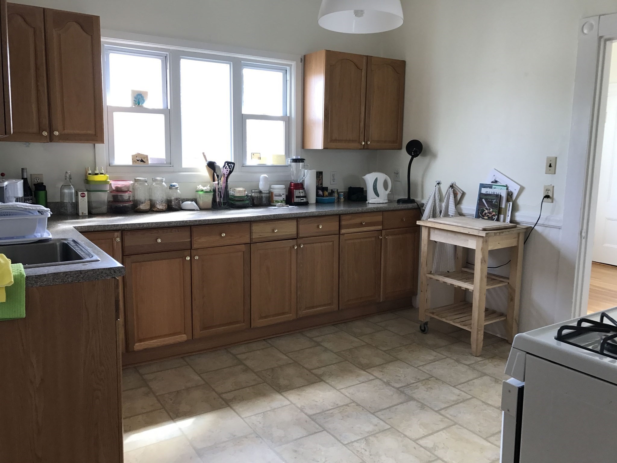 118 Inman St # 3 Property Photo 1