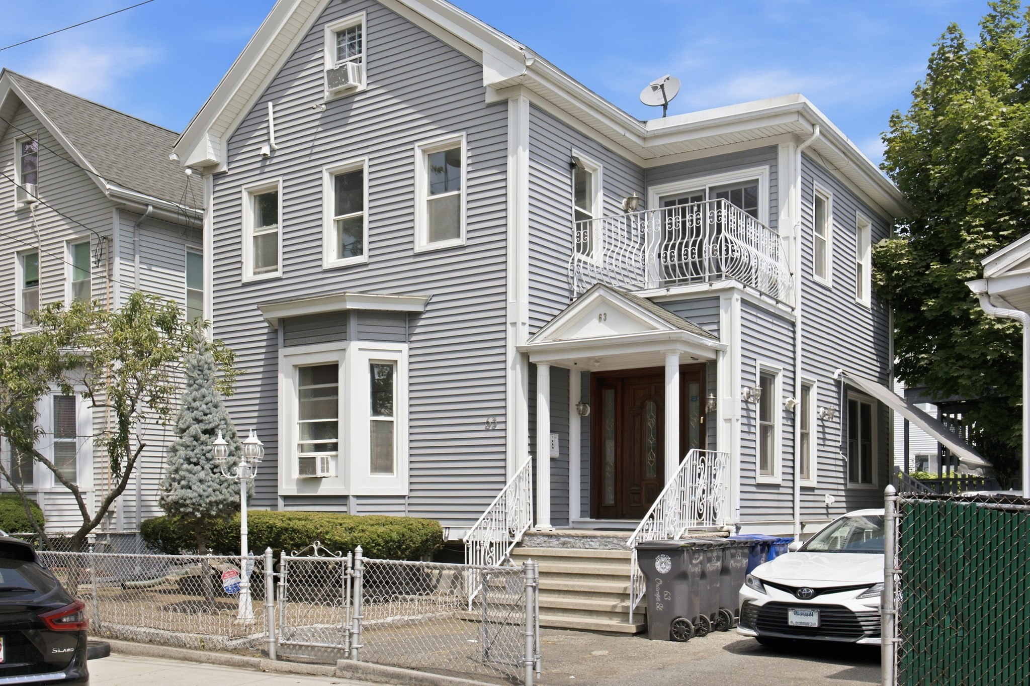 63 Orange St Property Photo 2