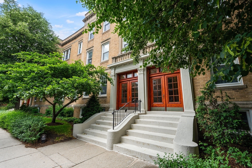 132 Sewall Avenue # C Property Photo 1