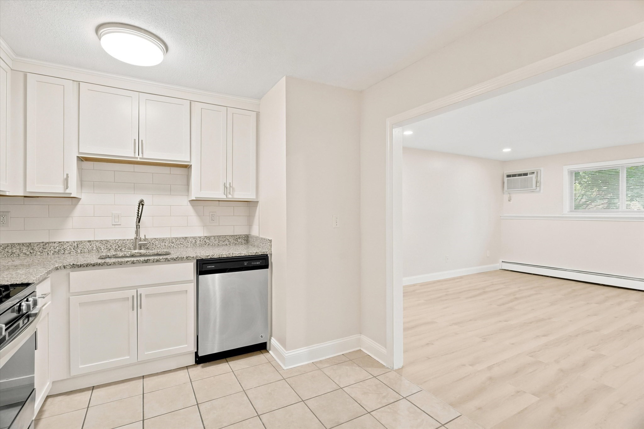645 W Lowell Ave # 8 Property Photo 10