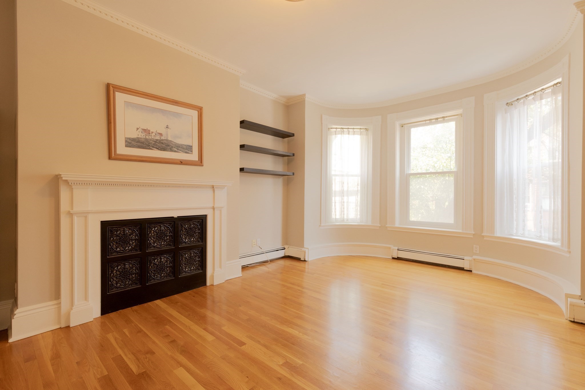 256 W Newton # 3 Property Photo 11