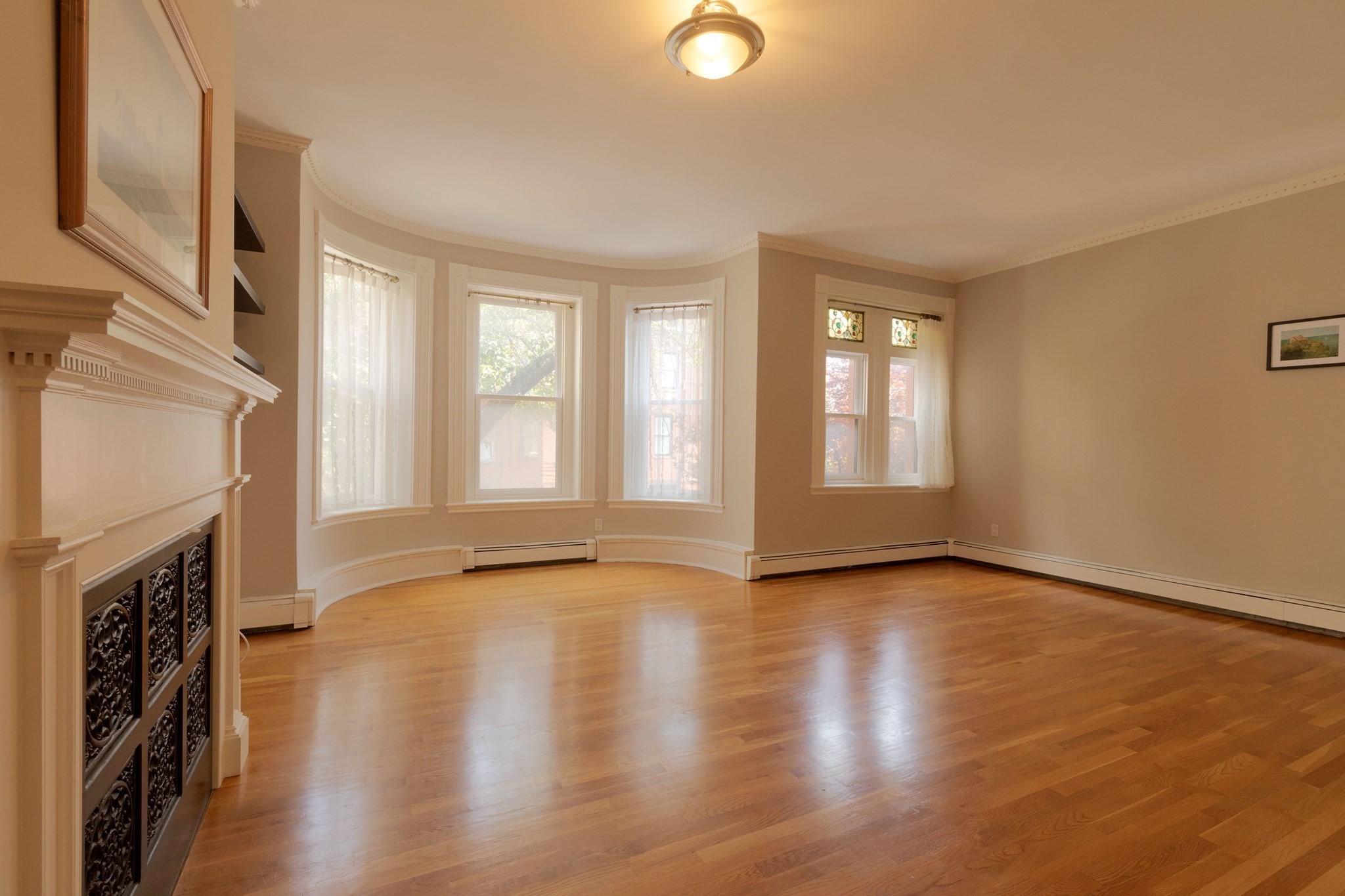 256 W Newton # 3 Property Photo 12