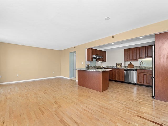 10 Rogers Street # 428 Property Photo 7