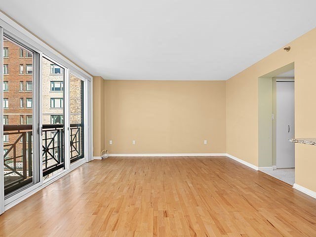10 Rogers Street # 428 Property Photo 28