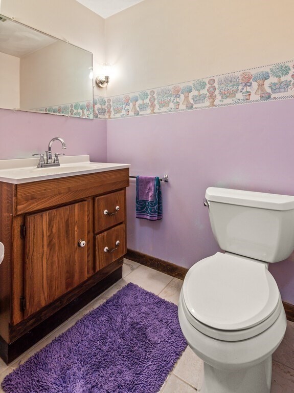 60 Burbank Rd Property Photo 10