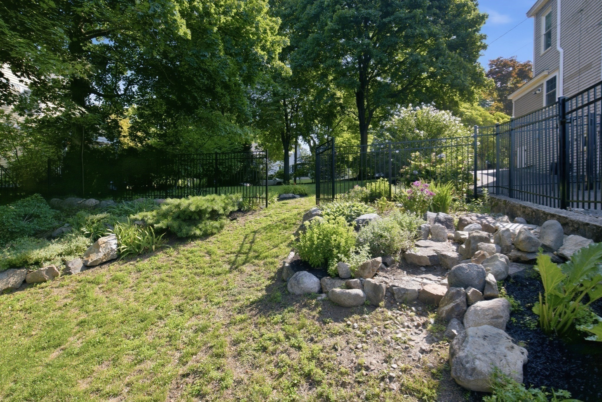 70 Park Avenue Property Photo 9