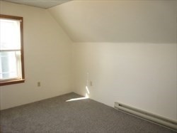 113 Pleasant St Property Photo 7