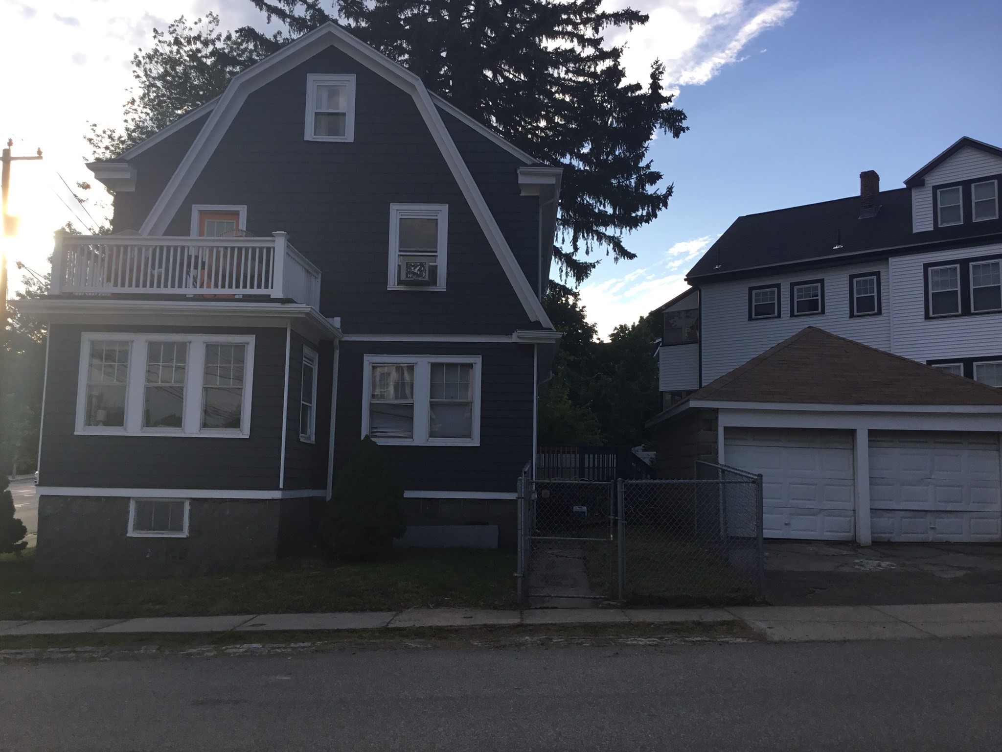 1162 Morton St Property Photo 3