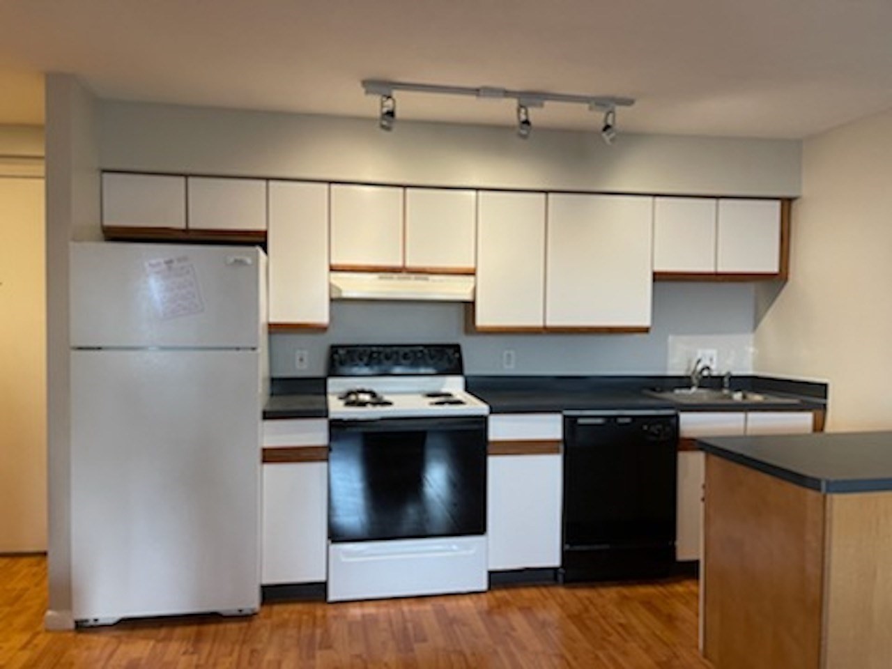 10 Roberts St # 21 Property Photo 1