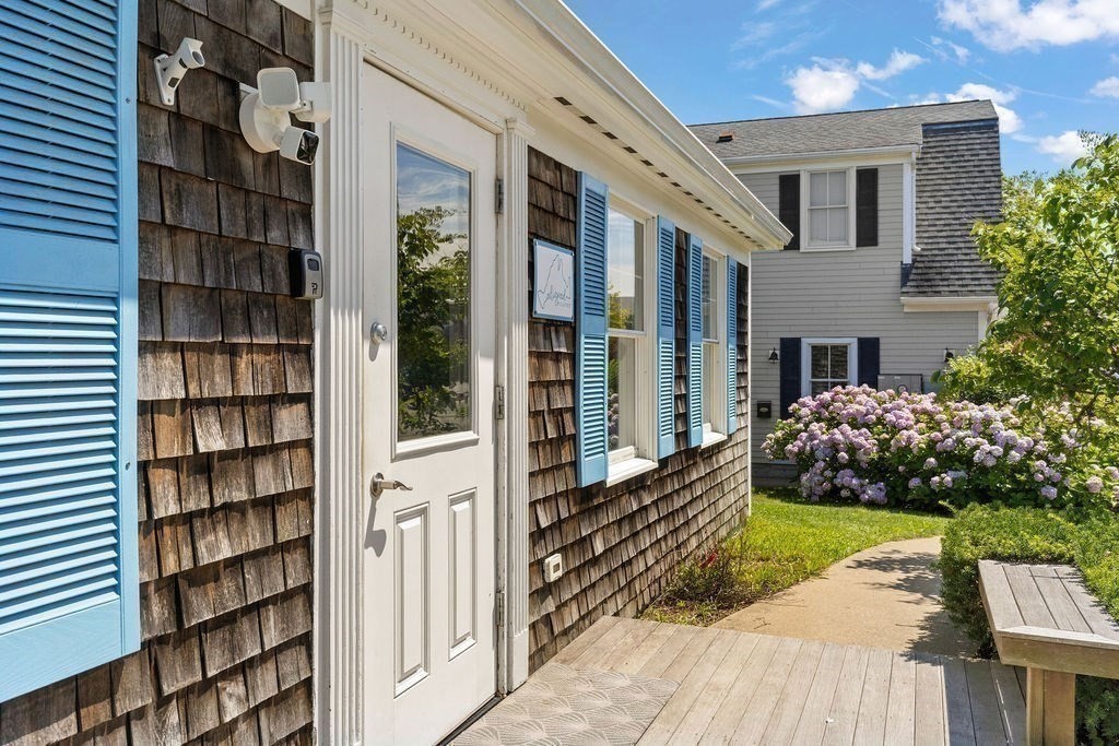 258 Edgartown-vineyard Haven Rd Property Photo 38